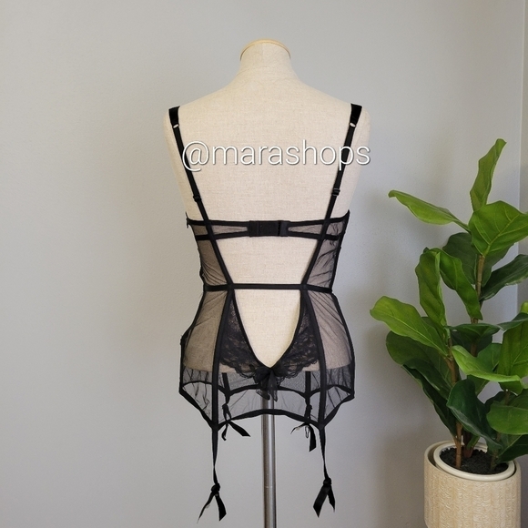 Victoria's Secret black lace bow Merrywidow - Picture 5 of 6